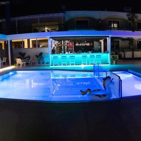Trefon Hotel Apartments And Family Suites 플라타네스 외부 사진