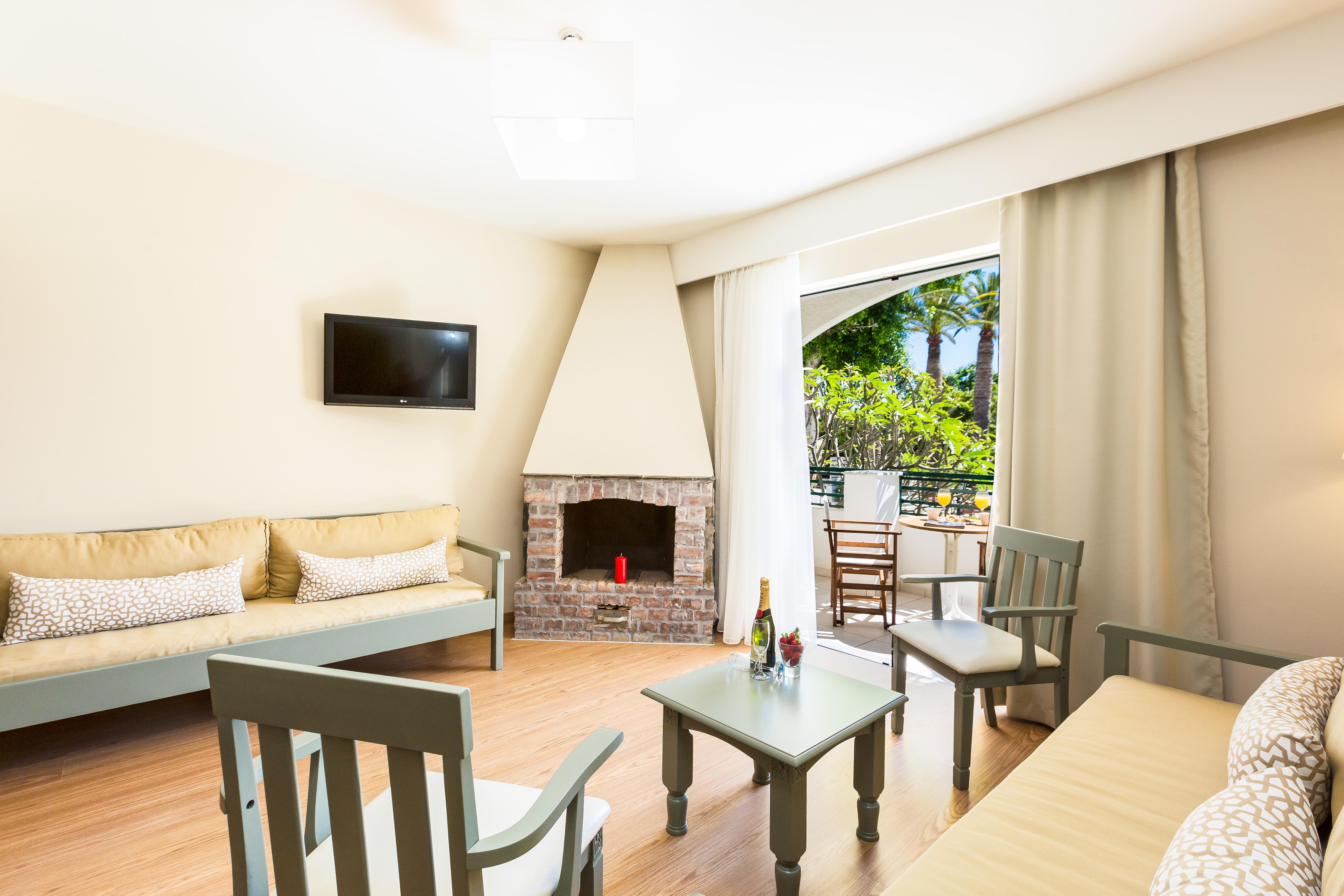 Trefon Hotel Apartments And Family Suites 플라타네스 외부 사진