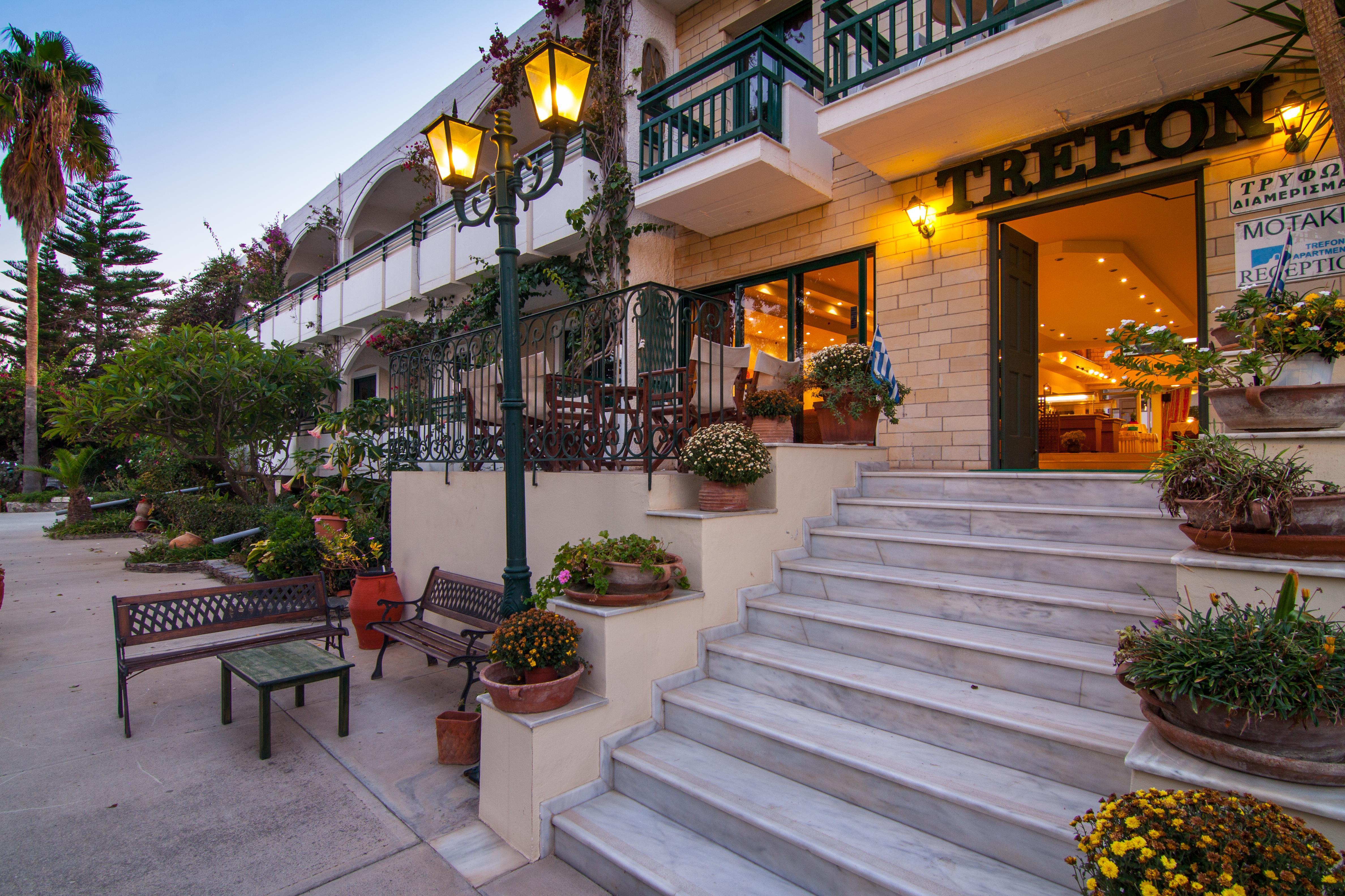 Trefon Hotel Apartments And Family Suites 플라타네스 외부 사진