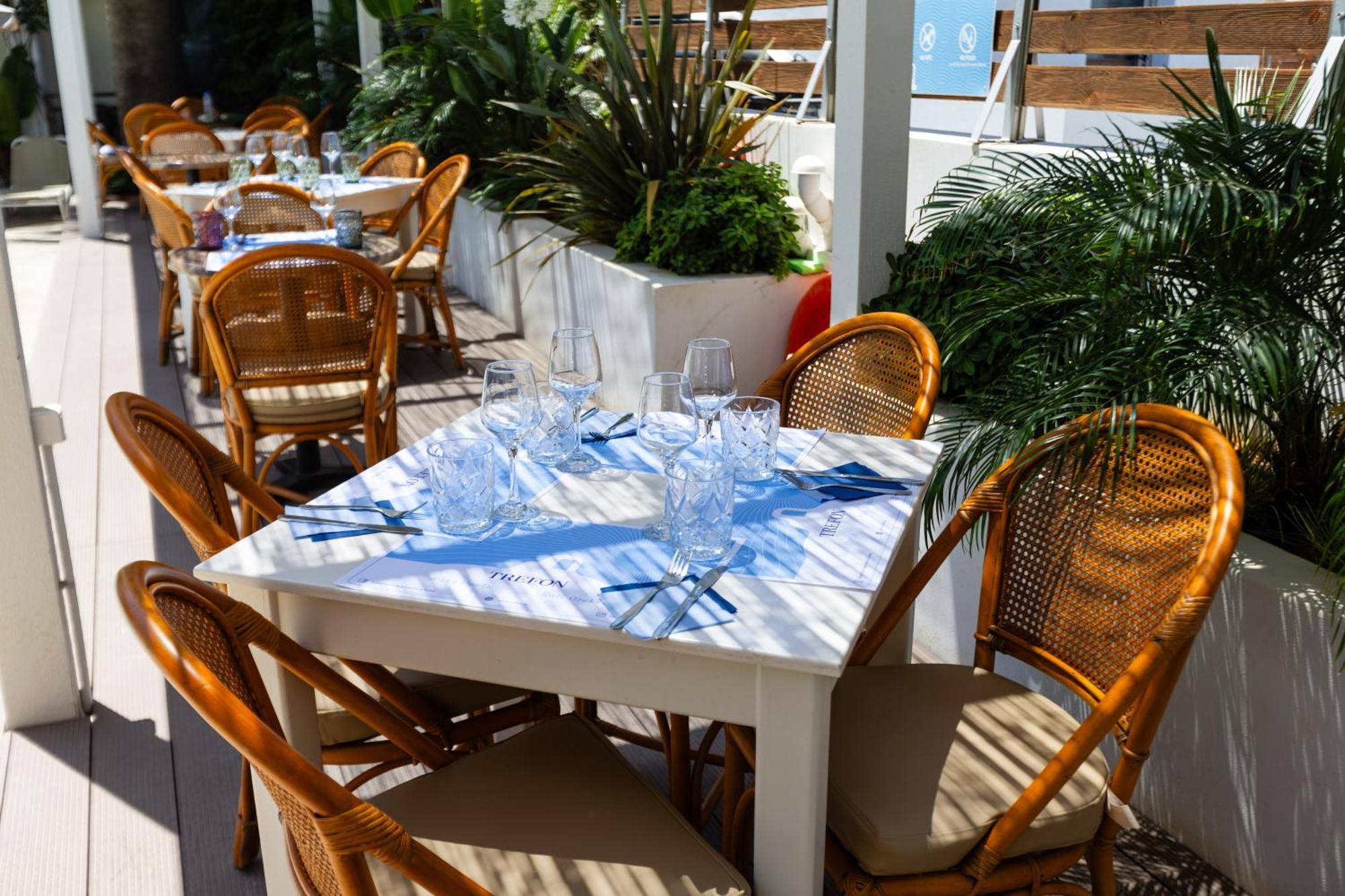 Trefon Hotel Apartments And Family Suites 플라타네스 외부 사진