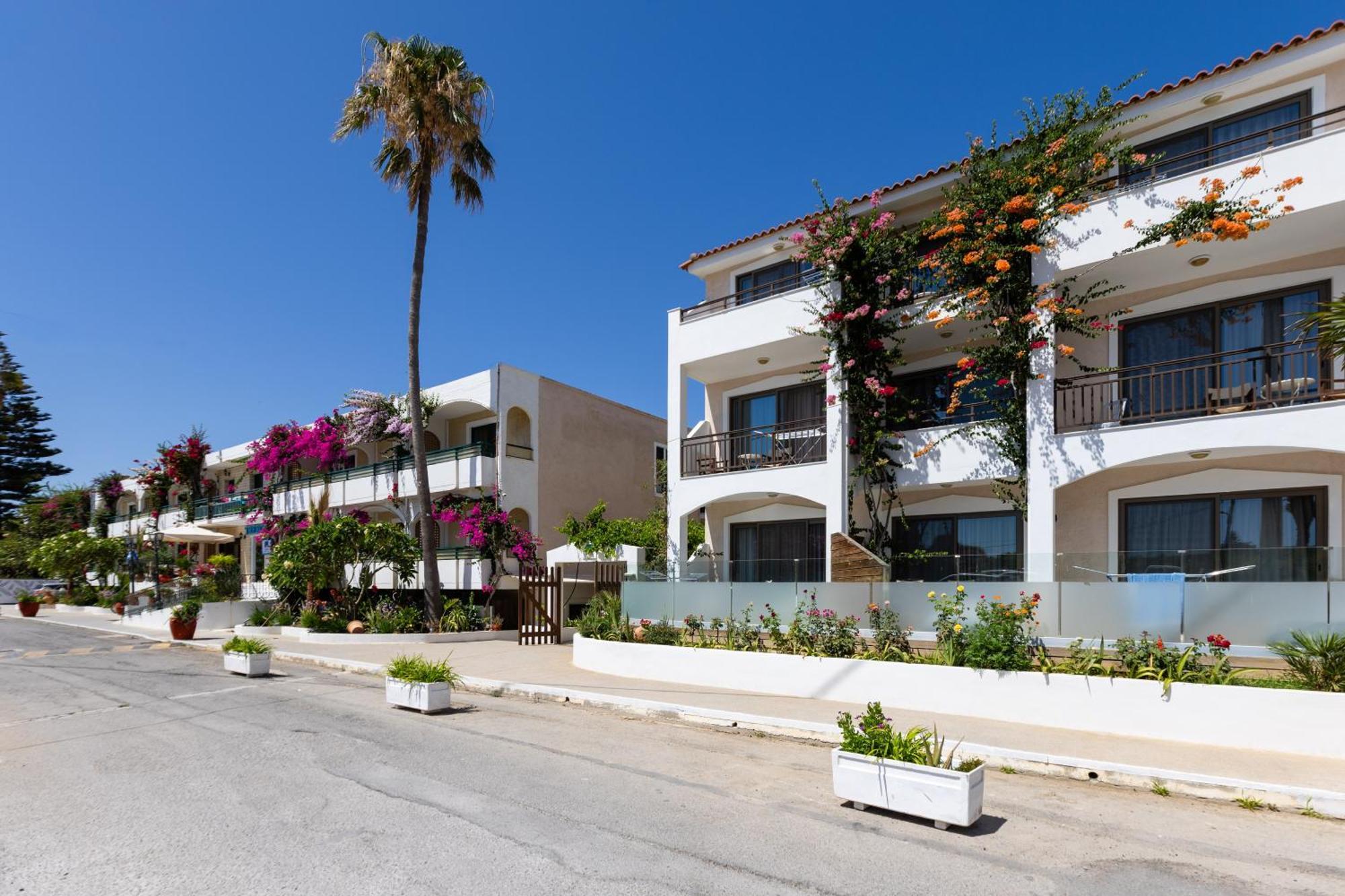 Trefon Hotel Apartments And Family Suites 플라타네스 외부 사진