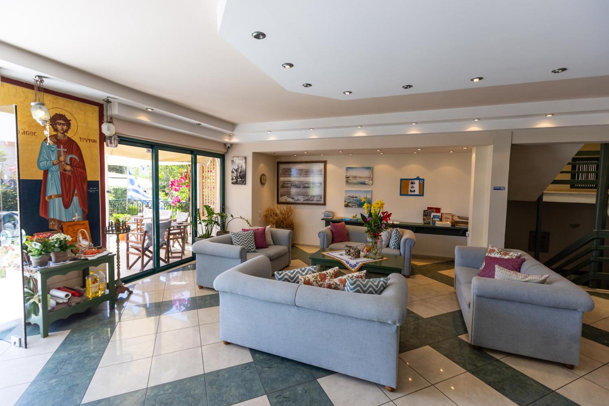 Trefon Hotel Apartments And Family Suites 플라타네스 외부 사진