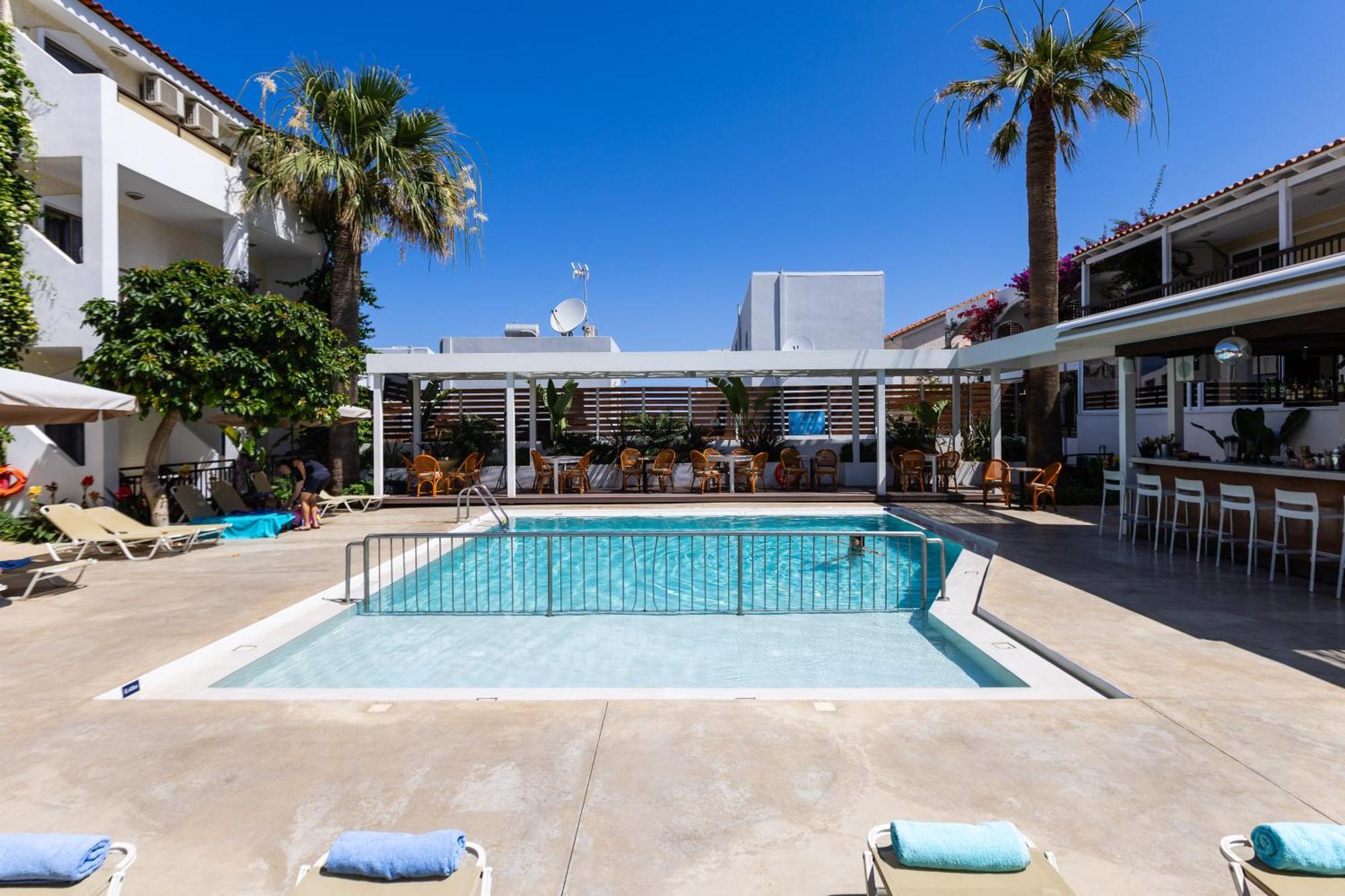 Trefon Hotel Apartments And Family Suites 플라타네스 외부 사진
